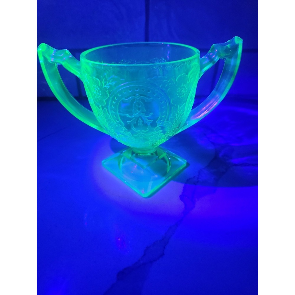 Vintage 3" Indiana Glass Horseshoe Uranium Glass Green Footed Open Sugar Bowl